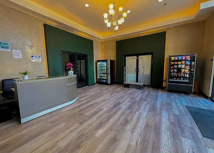 Luxurious 5br Near Mccormick With Pool Table Chicago