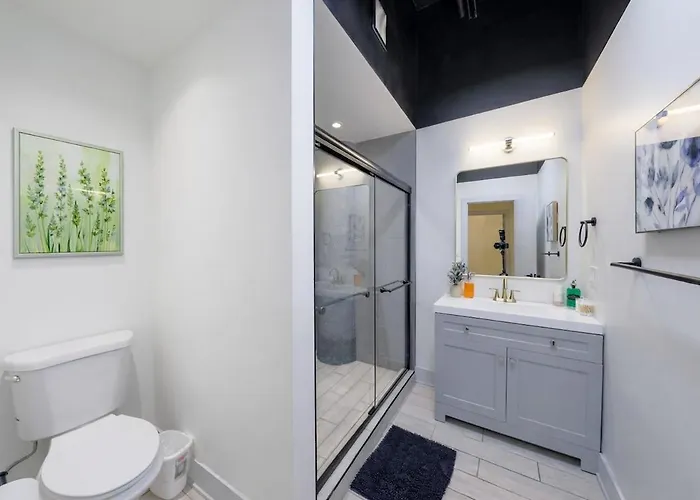Apartment Luxurious 5br Near Mccormick With Pool Table